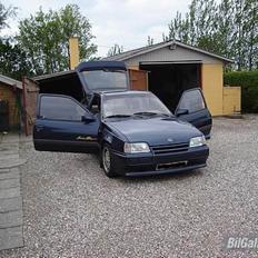 Opel Kadett 1,6i SOLGT