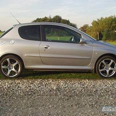 Peugeot 2,0 GTI