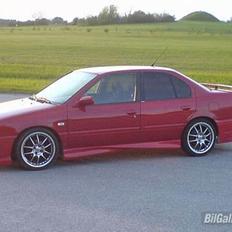 Nissan Primera 1.6 SLX