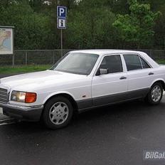Mercedes Benz 420 SE V8 - W126 *SOLGT*
