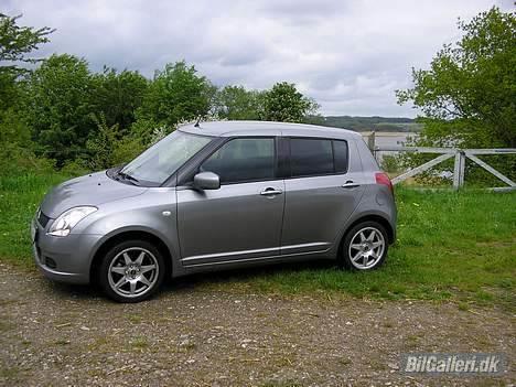 Suzuki Swift GL - A  Solgt - Nyt billed med solfilm m 35 % gennemlysning billede 8