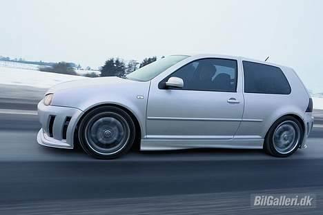 VW Golf 4 billede 2