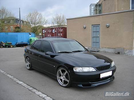 Opel Vectra 1.8i *Solgt* :-( billede 4