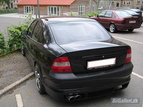 Opel Vectra 1.8i *Solgt* :-( billede 10