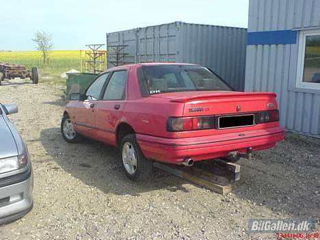 Ford Sierra GT SOLGT - Det nu nogle flinke venner jeg har!!  At de ikke klodsede den op på alle 4!! billede 11