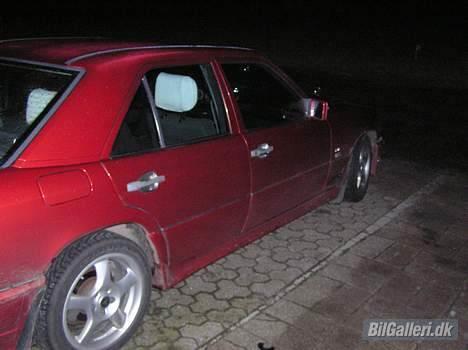 Mercedes Benz 3,0 total skadet  billede 3