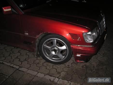 Mercedes Benz 3,0 total skadet  billede 4