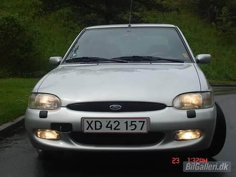 Ford Escort Silverline - Escorten set forfra billede 1