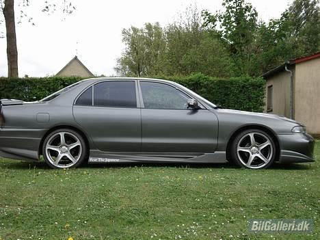 Mitsubishi galant solgt billede 3