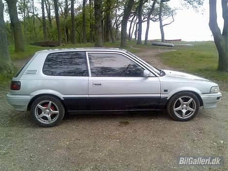 Toyota corolla billede 1