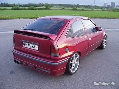 Opel Kadett GSI 2,0 16v SOLGT! billede 6