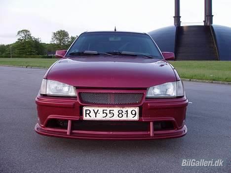Opel Kadett GSI 2,0 16v SOLGT! billede 8