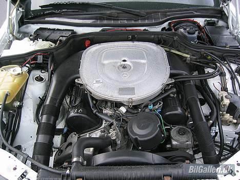 Mercedes Benz 420 SE V8 - W126 *SOLGT* billede 9