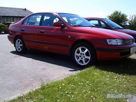 Toyota Carina E  Død - Min tro følgesvend billede 1