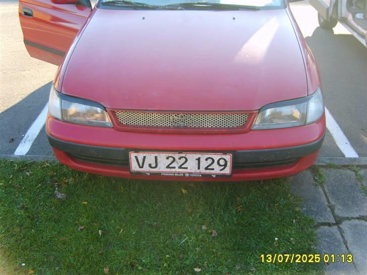 Toyota Carina E  Død - Øjenskygger og Klare blink billede 5