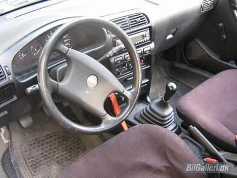 Nissan sunny (SOLGT) billede 6