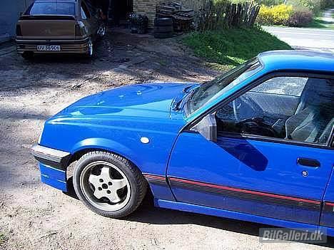 Opel ascona c 2,0i  billede 1