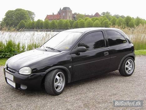 Opel Corsa B *Solgt* - Så kom den til jorden.... :o) billede 15