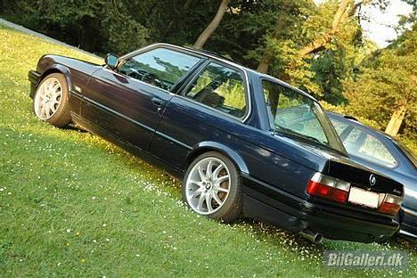 BMW E30 [Solgt] billede 4