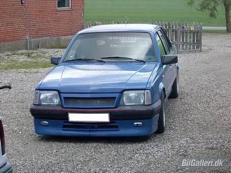 Opel ascona c 2,0i  billede 8