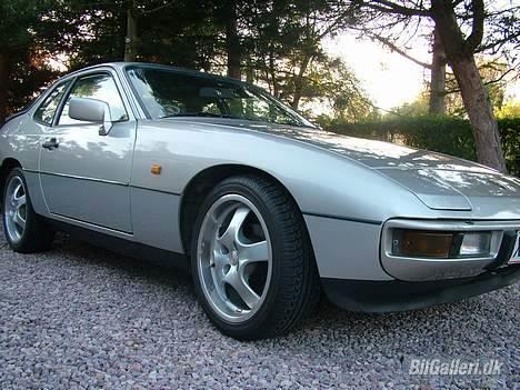 Porsche 924 targa bilen solgt billede 4