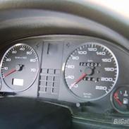 Audi 80 1,8s totalskadet