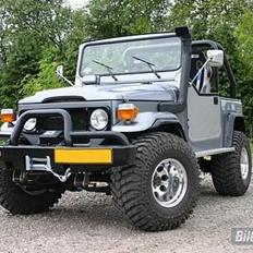 Toyota Landcruiser Bj42 (Solgt)