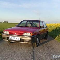 Nissan Sunny 1.6 GT