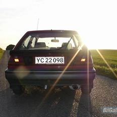 Nissan Sunny 1.6 GT