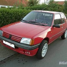 Peugeot 205 ( Solgt )