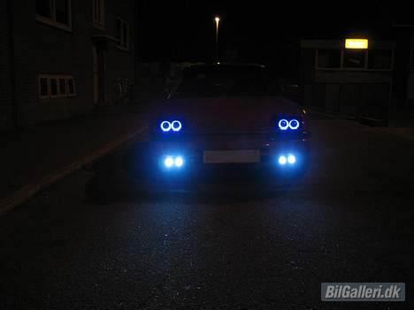 Mazda 323F billede 5