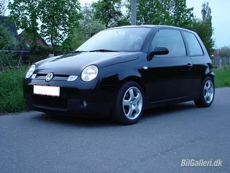 VW Lupo 3l - Med de gamle 15" OZ palaris med 195/50-15 billede 3