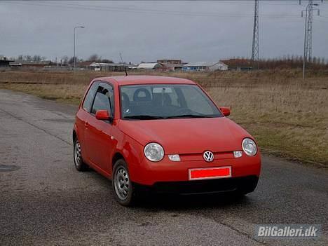 Suzuki swift - gamle bil med dyre vaner  billede 10