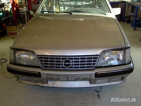 Opel Senator - Sådan så den ud inden jeg gik igang billede 13