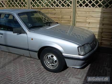 Opel Senator billede 14