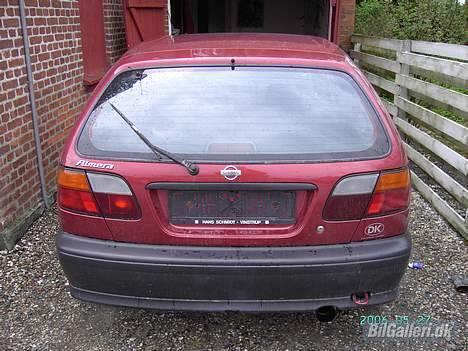 Nissan Almera (den gamle slæde) billede 3