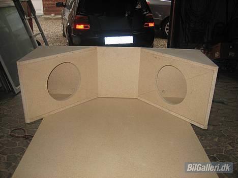 VW Golf 4 -Solgt- - Anlægskasse, mangler bare filt ... billede 6