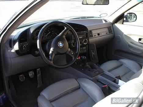 BMW 325 Coupe Solgt billede 2