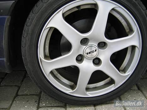 Nissan primera "SOLGT" billede 3