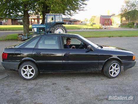 Audi total skadt øv billede 2