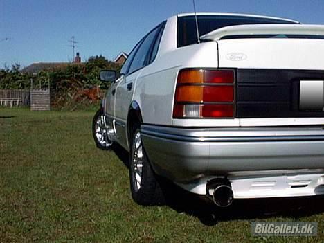 Ford Scorpio - Jep..der skal de mørke lygter på igen...og kald mig bare BIG FOOT :-) billede 16