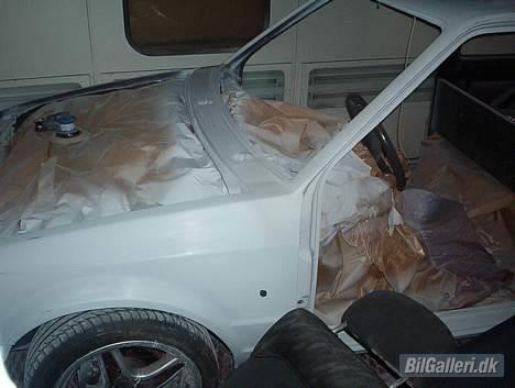 Ford escort van  - igang med omlakering af den billede 8