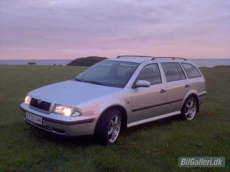 Skoda 1.6 octavia combi "solgt" billede 7