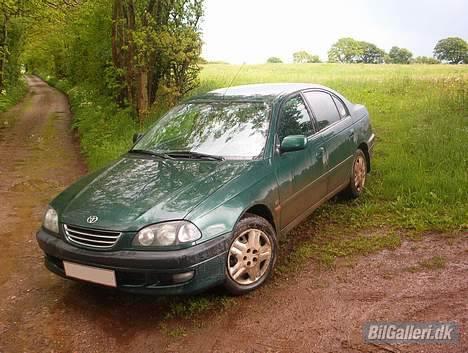 Toyota Avensis 2.0 solgt billede 1