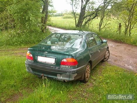 Toyota Avensis 2.0 solgt billede 4