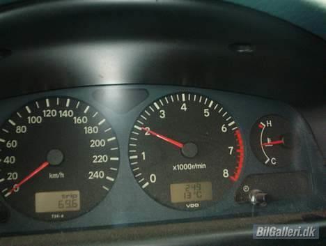 Toyota Avensis 2.0 solgt billede 10