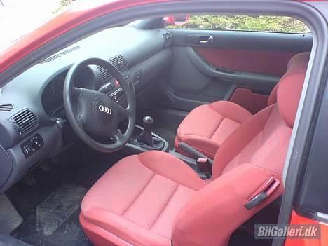 Audi A3  - Røde sæder & dør sider billede 4