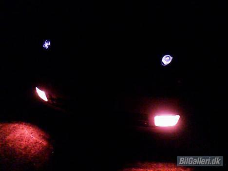 Kia Picanto EX 1.1 - Xennon-ish Dioder til positions lyset, Samt Xenon-ish pære billede 8