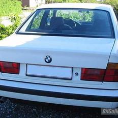 BMW 520i -Solgt-