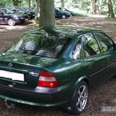 Opel Vectra B 2,0 16V